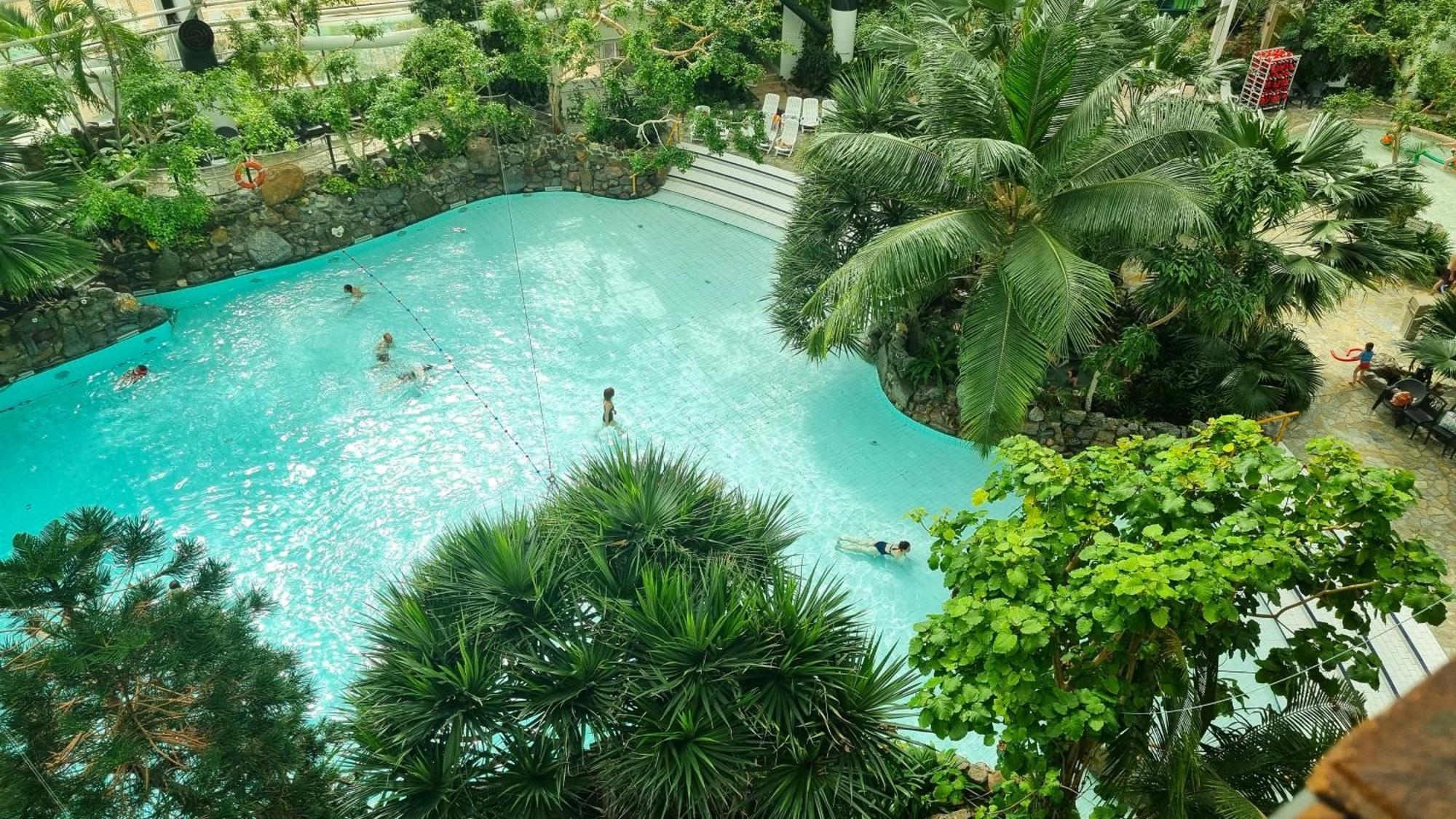 Center Parcs Les Hauts De Bruyeres ショーモン・シュル・タロンヌ エクステリア 写真