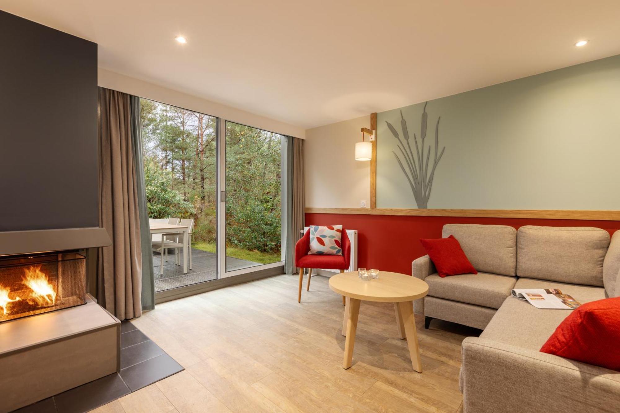 Center Parcs Les Hauts De Bruyeres ショーモン・シュル・タロンヌ エクステリア 写真